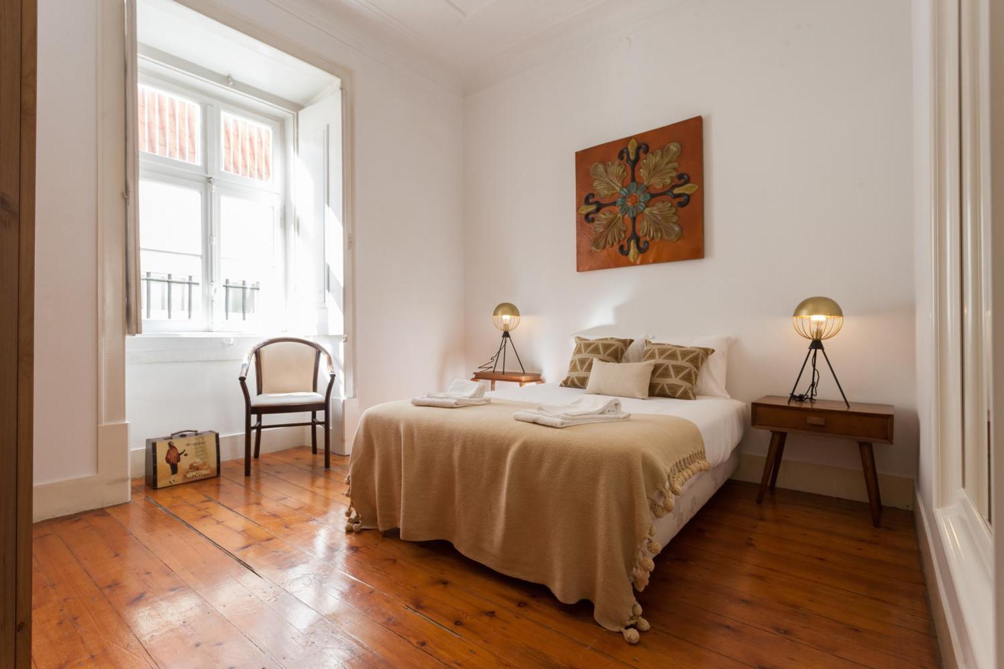 Tejo Vintage Three-Bedroom Apartment - By Lu Holidays Лісабон Екстер'єр фото