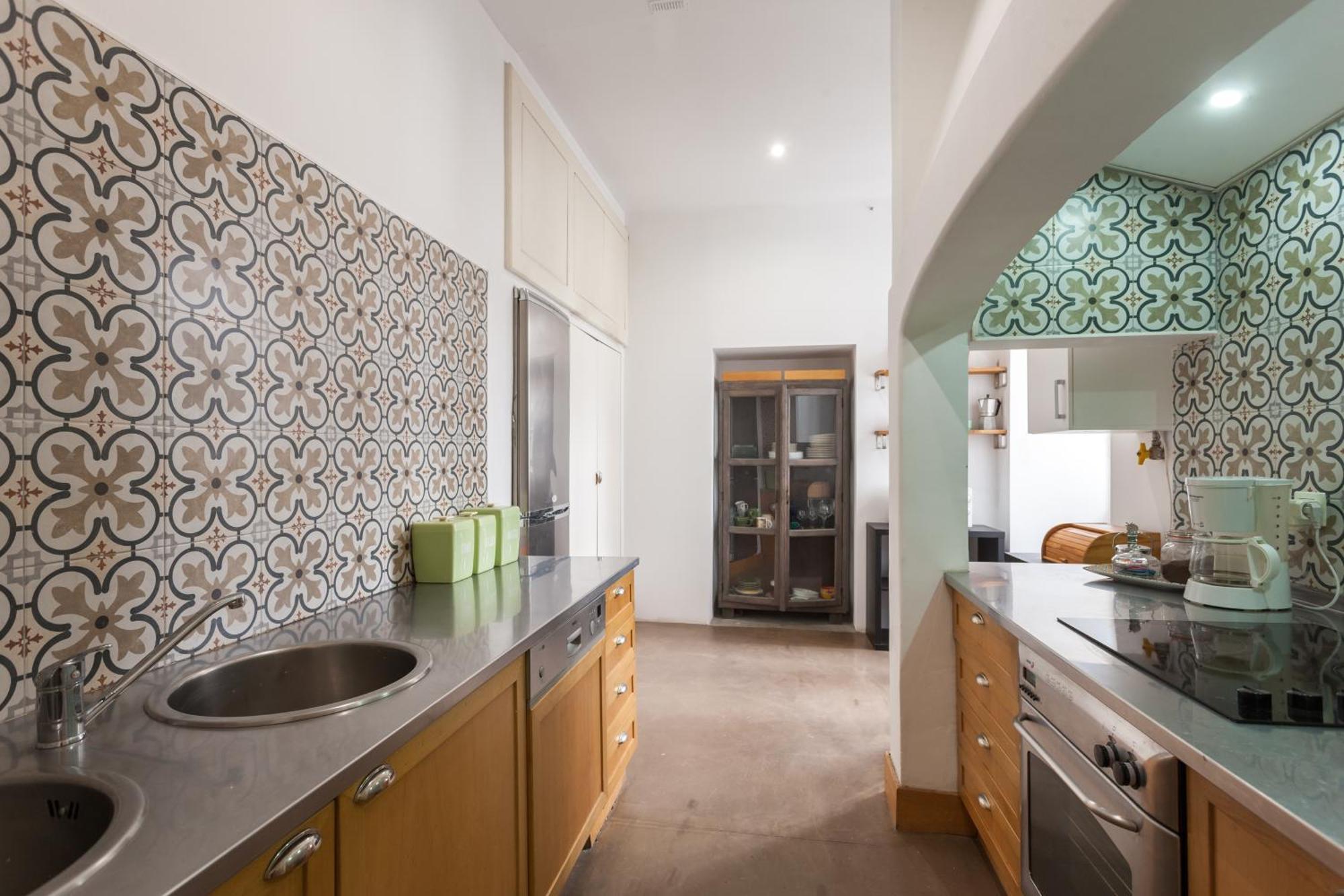 Tejo Vintage Three-Bedroom Apartment - By Lu Holidays Лісабон Екстер'єр фото